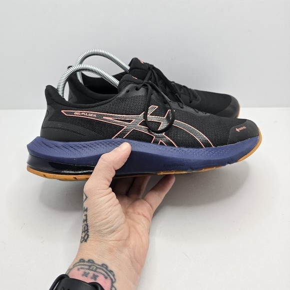 Asics | Gel-Pulse 14 'Black Shocking Orange' Gore-Tex running sneakers | WMS 7.5 - Picture 5 of 14